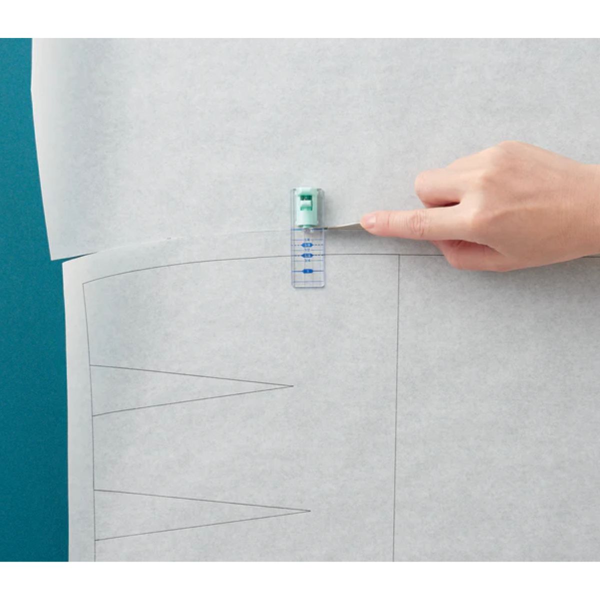 Pattern Cutting Guide / Guía para Cortar Patrones Costura Clover