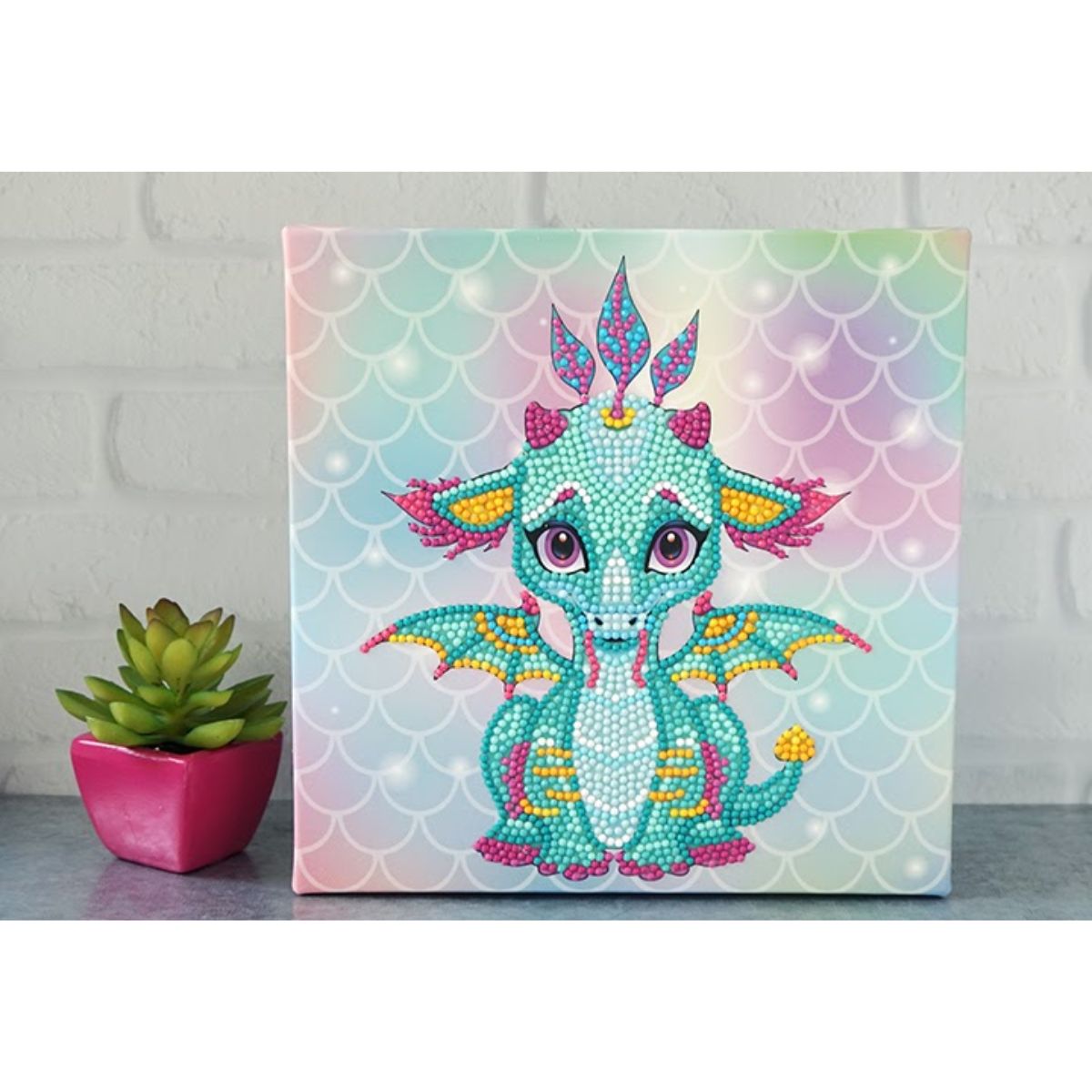 Art Box Kit Ariel The Baby Dragon / Pintura con Diamantes Dragon Pintura Dimensional Diamond Dotz