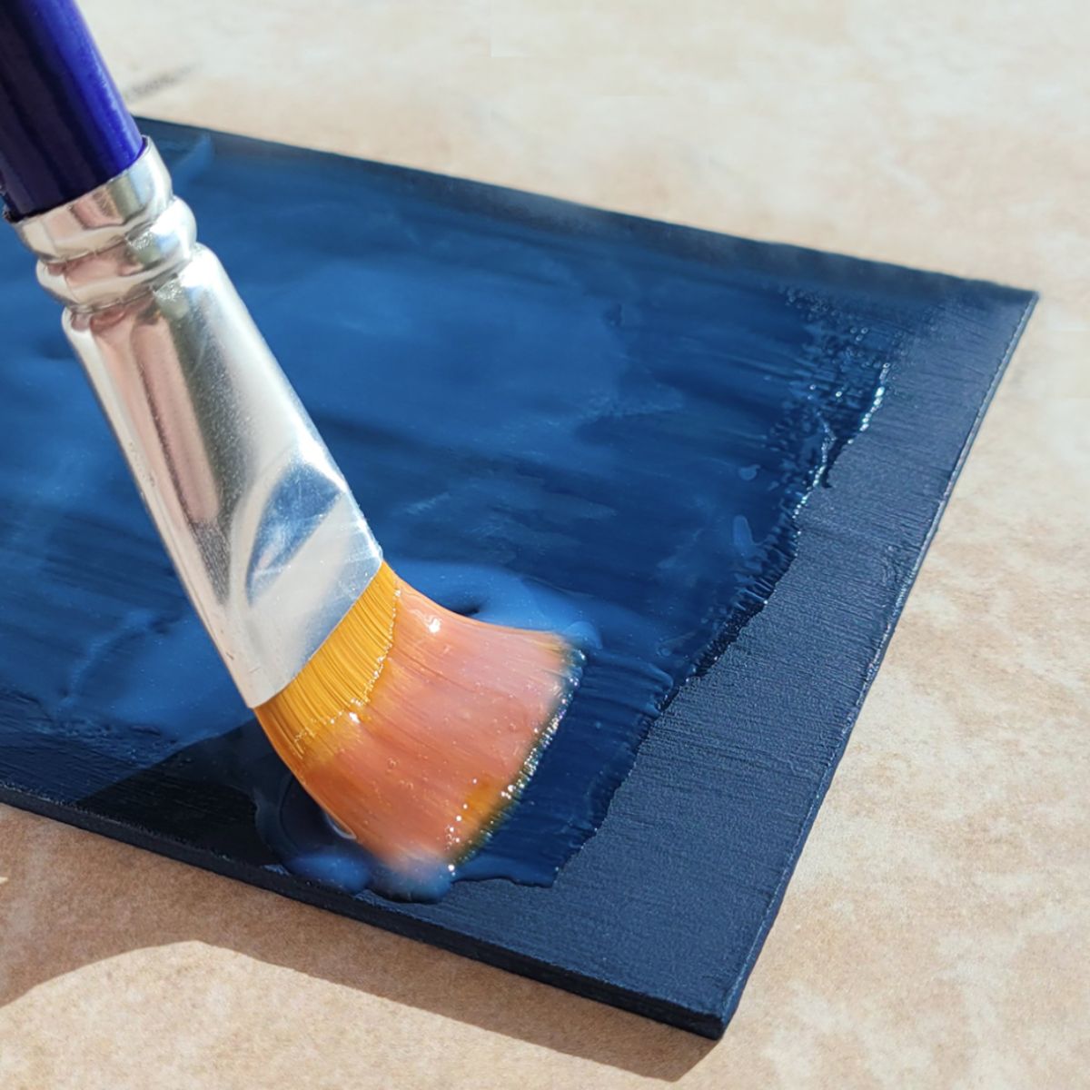 Triple Thick Brilliant Brush-On Gloss Glaze 118 ml / Barniz Vitrificante Vitral DecoArt