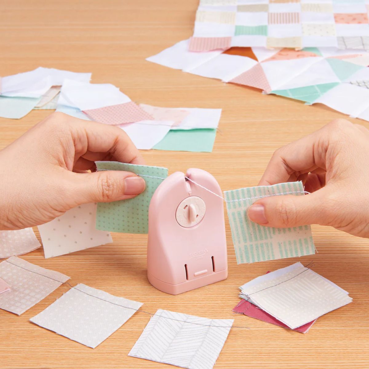 Quick Cut Thread Cutter / Cortador de Hilo Rápido Costura Clover