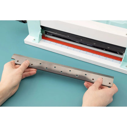Cinch Stack Cutter Replacement Blade / Cuchilla De Reemplazo Cinch Stack Cutter Cortadoras / Guillotinas We R Makers