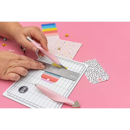 Magnetic Mini Tool Kit Pink / Kit de herramientas Magnéticas Rosa Herramientas We R Memory Keepers