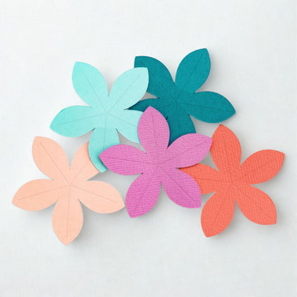 Punch Tropical Flower / Perforadora de Flor Tropical Perforadoras We R Memory Keepers