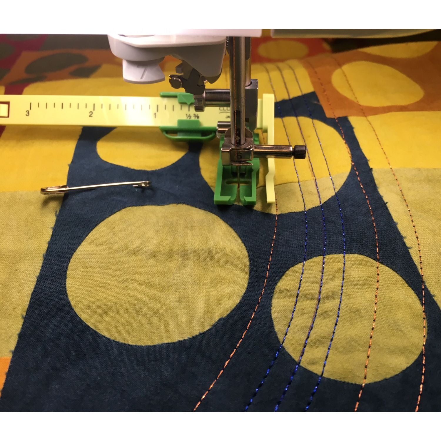 Ultimate Quilt n Stitch Presser Foot / Pie Prensatelas para Quilt y Costura Costura Clover