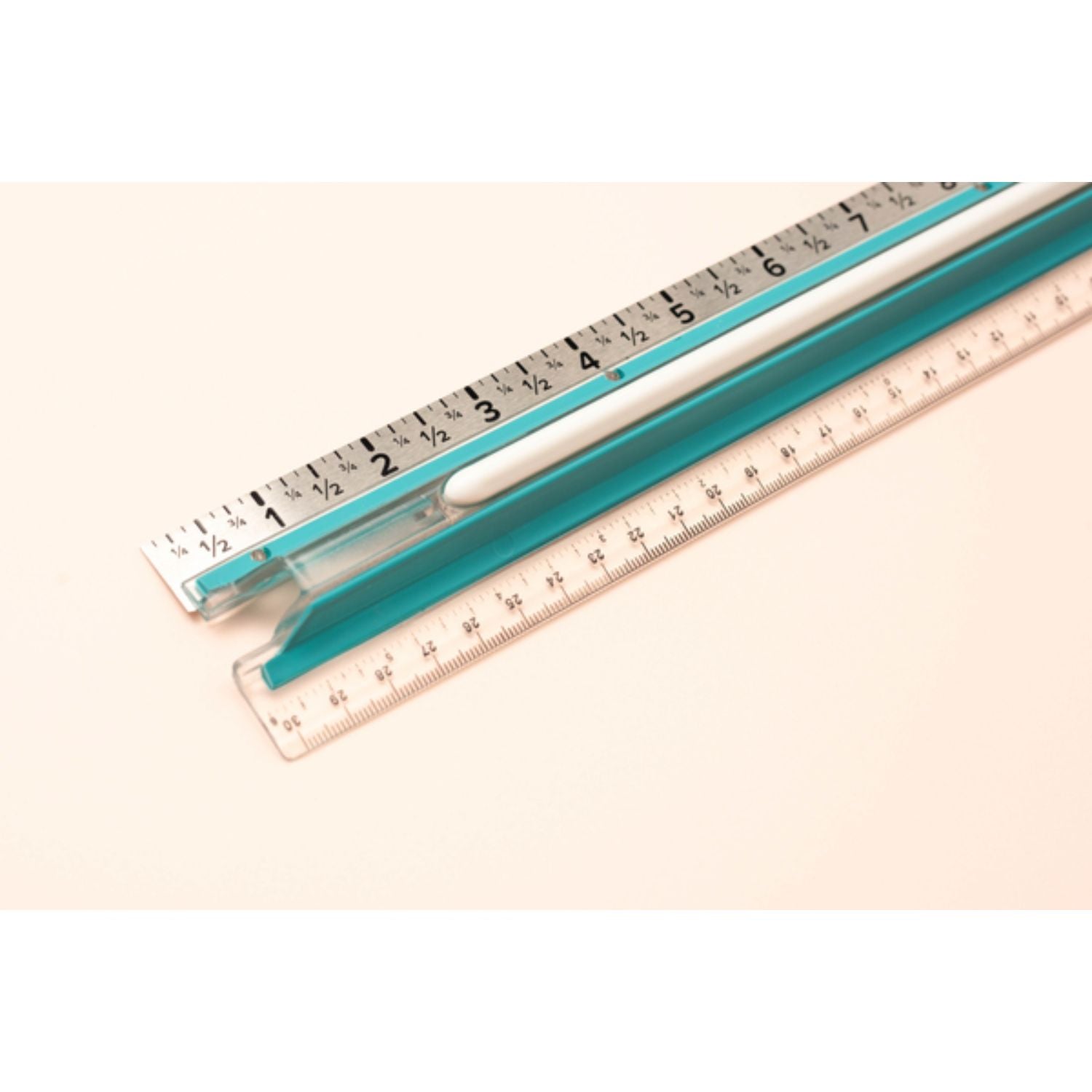 Comfort Craft Easy Grip Ruler 12&quot; / Regla Agarre Confortable Herramientas We R Memory Keepers