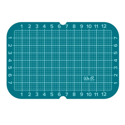 Easy Read Cutting Mat 8 x 13&quot; / Tapete de Corte de Fácil Lectura 20.32 cm Tapetes, Mats We R Memory Keepers