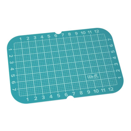 Easy Read Cutting Mat 8 x 13&quot; / Tapete de Corte de Fácil Lectura 20.32 cm Tapetes, Mats We R Memory Keepers