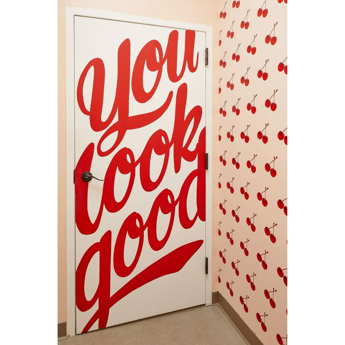 Premium Vinyl Tomato Red 12 x 48" / Rollo de Vinil Permanente Rojo Viniles Cricut