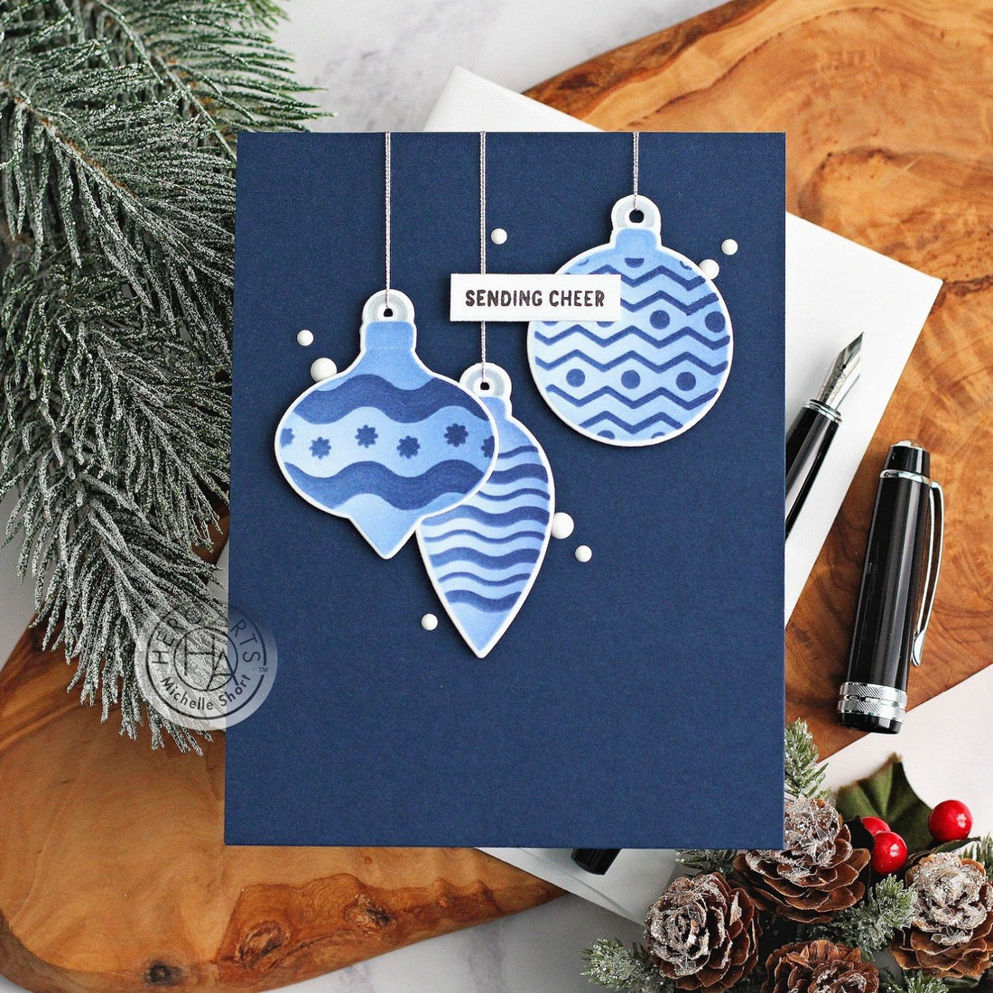 Holiday Ornaments Stamps / Sellos Fotopolimero Adornos Navideños Sellos Hero Arts