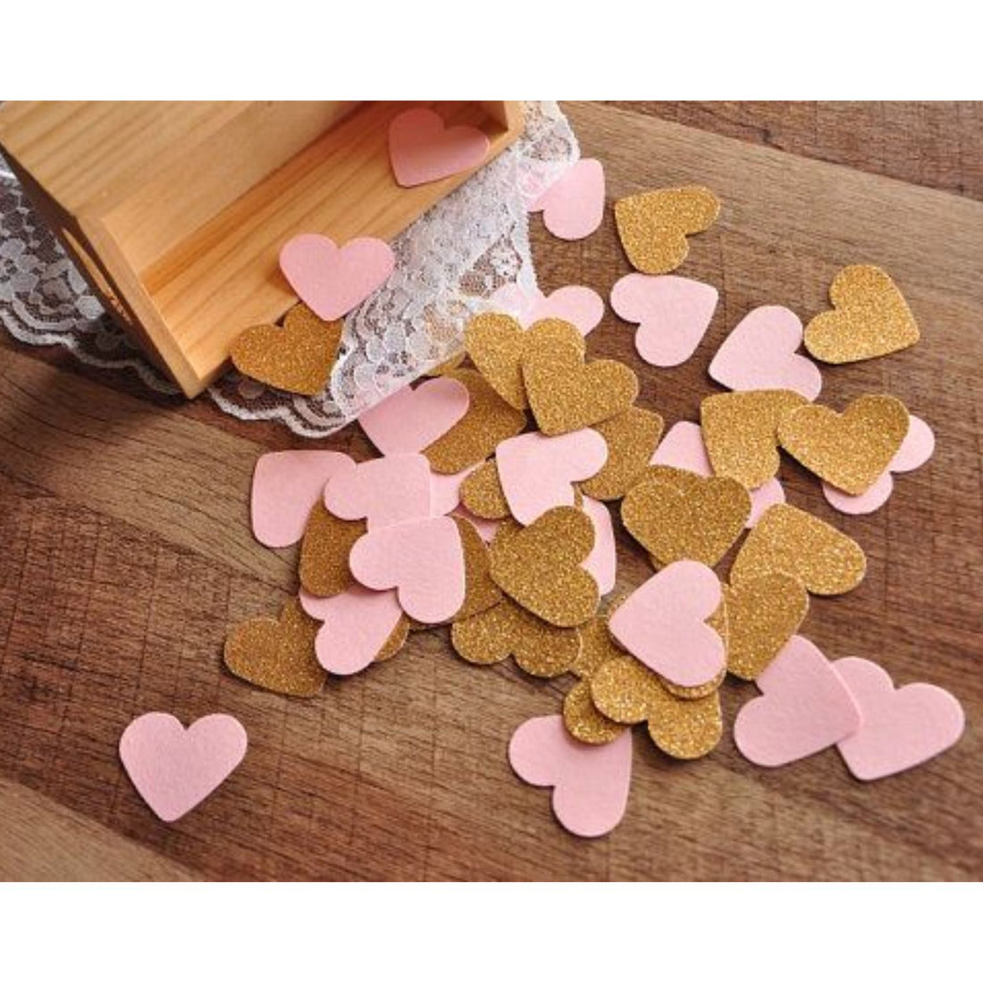 Cushioned Grip Hand Punch Heart 1/4&quot; / Perforadora de Hoyitos de Corazón 0.6 cm Perforadoras Fiskars