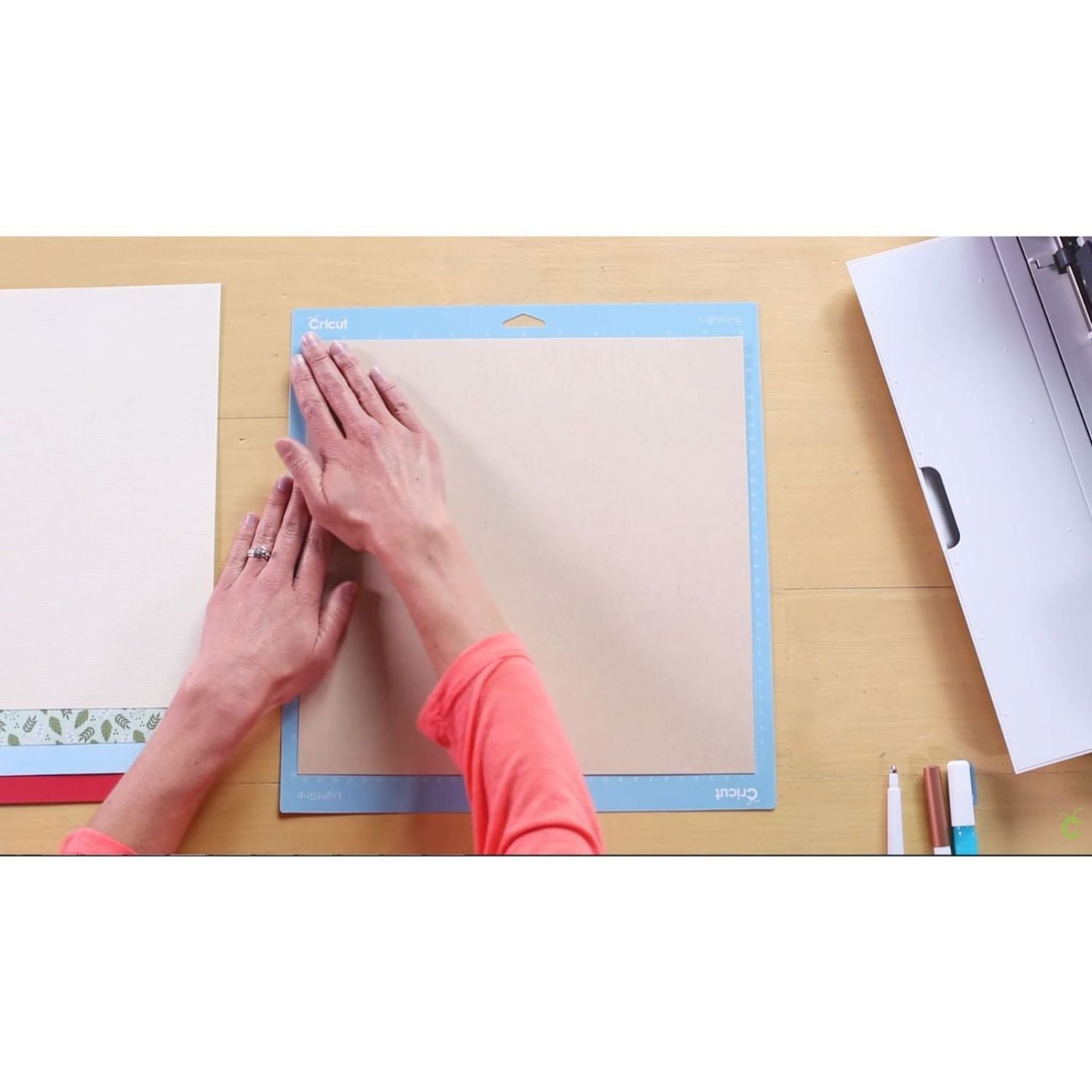 Cutting Mat 12"X12" LightGrip / Tapete de Corte Adherencia Ligera Mats para Plotters Cricut