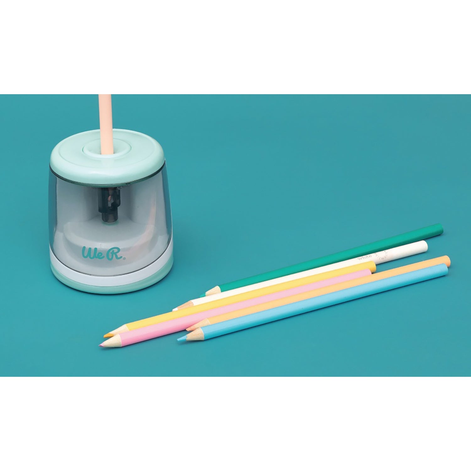 WeR Electric Pencil Sharpener / Sacapuntas Eléctrico Herramientas We R Memory Keepers