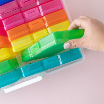 EA Translucent Plastic Storage / Organizador de Plástico con 16 Cajitas