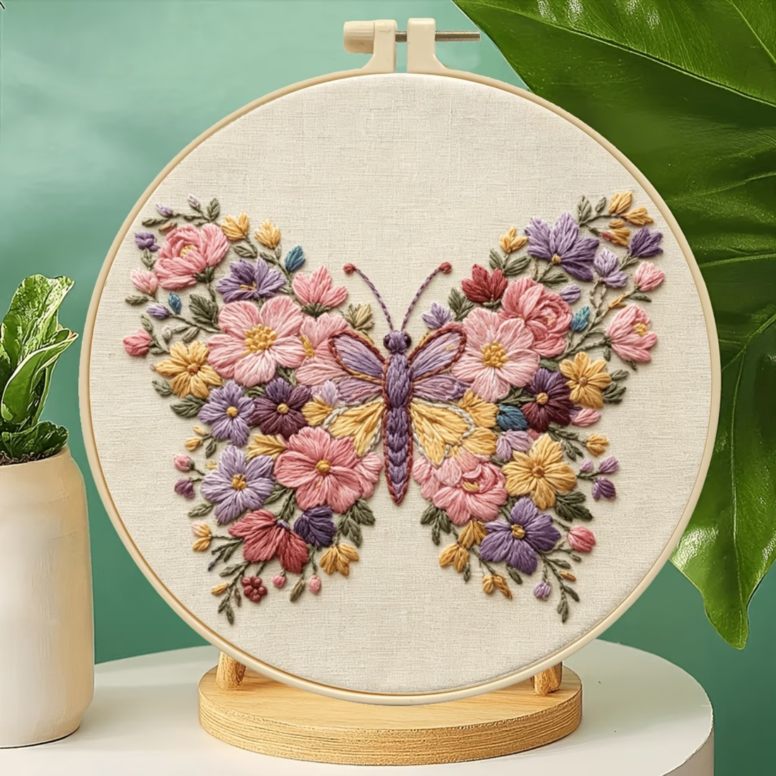 Kit Bordado Flourishing Flowers and Butterflies Embroidery Kit 20cm Costura Dowdell