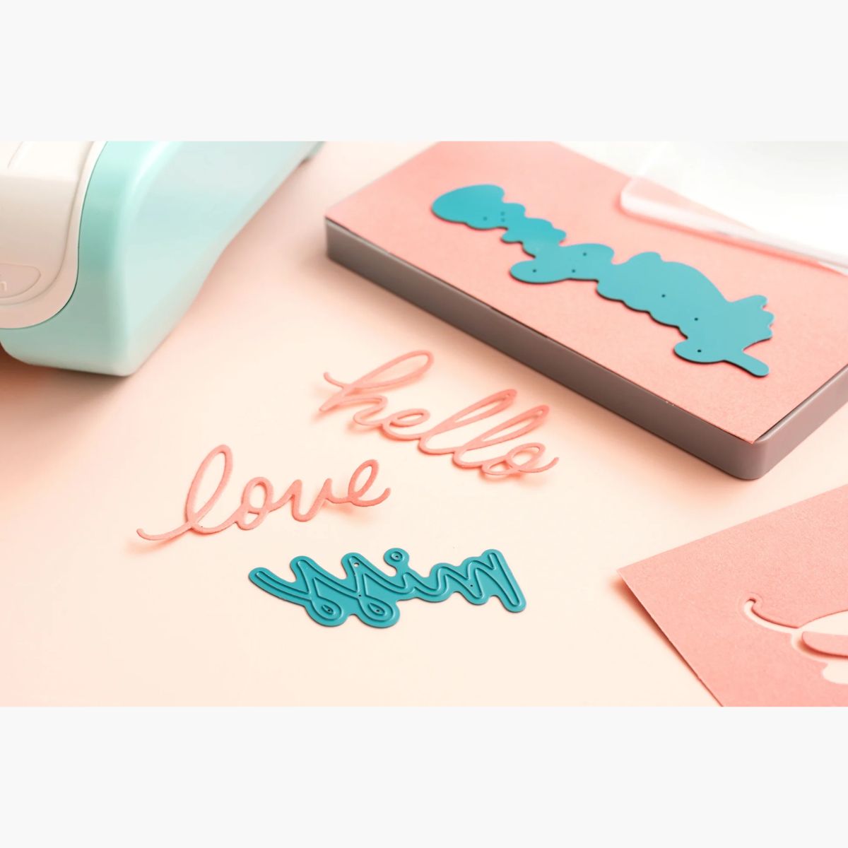 Script Words Revolution Die / Suajes Frases Dados de Corte / Suajes / Troqueles We R Memory Keepers