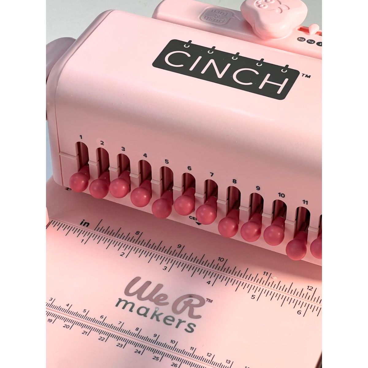 The Cinch Special Edition / Cinch Edición Especial Rosa Máquinas We R Memory Keepers