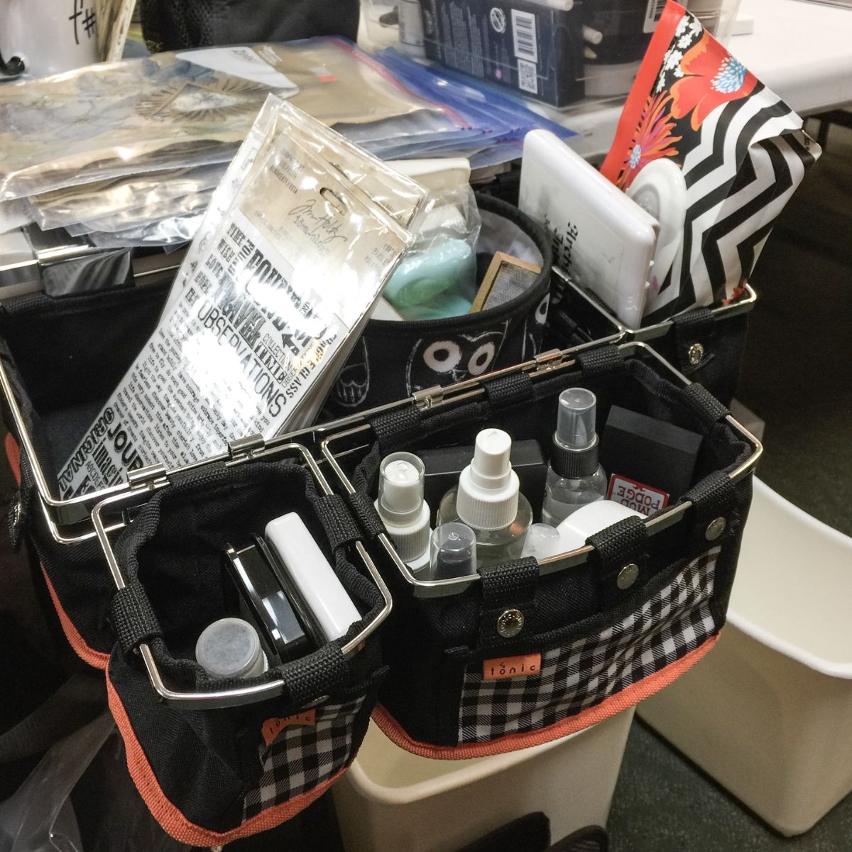 Table Tidy Double Pocket / Organizador de Mesa Doble Almacenamiento y Organización Tonic Studios