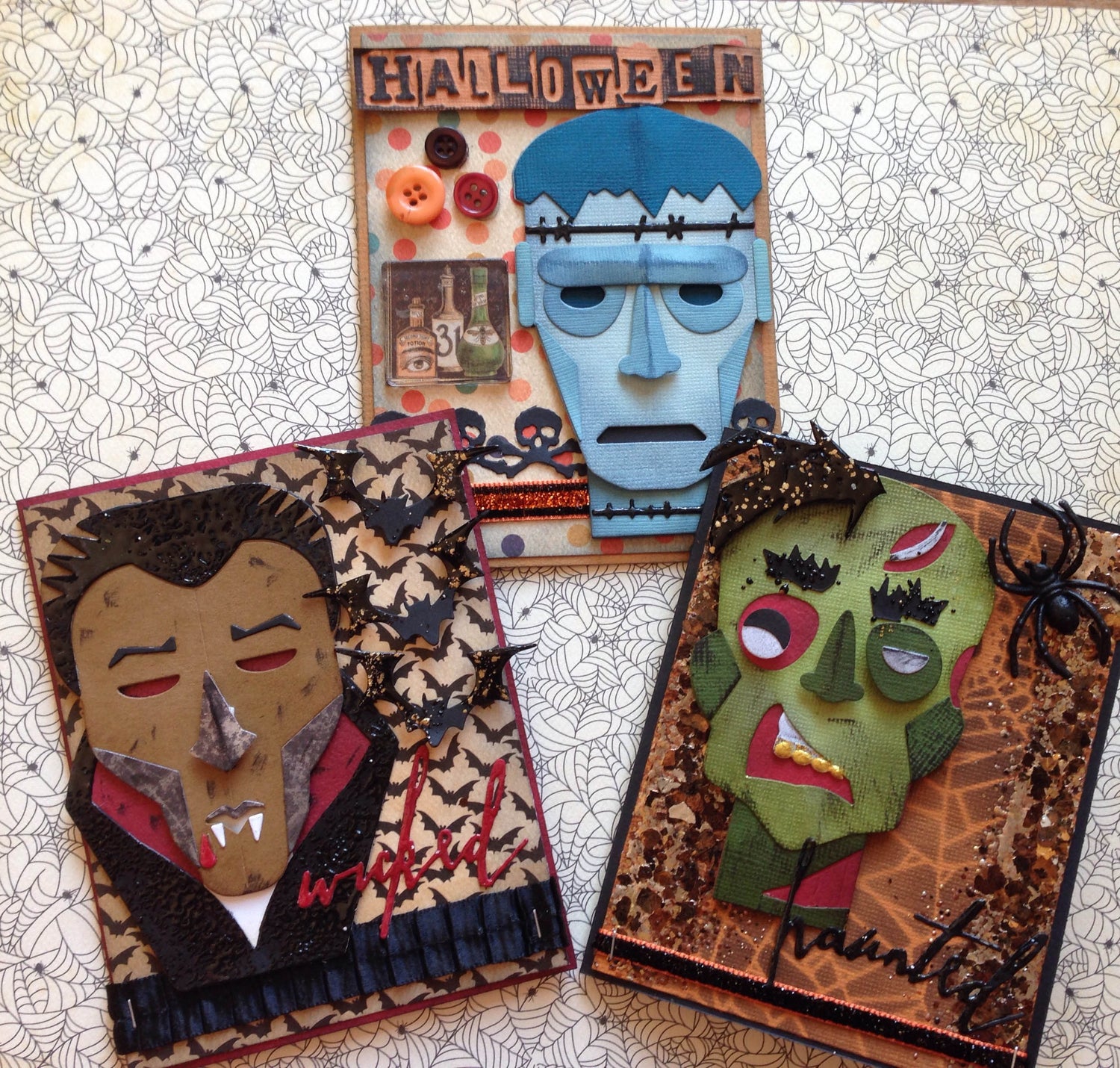 Thinlits Dies By Tim Holtz 8 Pkg Vampire / Suaje de Vampiro Descontinuado Sizzix
