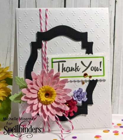 Labels Eighteen Dies and Emboss / Suaje y Realce Etiquetas Descontinuado Spellbinders