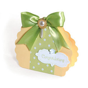 Extra Giga Scalloped Circle 3.5" / Perforadora de Círculo de Escalopa Extra Grande 8.9 cm Descontinuado Marvy Uchida