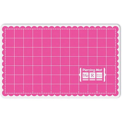 Sew Easy Foam Piercing Mat / Tapete de Perforación de Foamy Descontinuado We R Memory Keepers