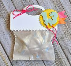 Treat Topper Die / Suaje de Corte para Decorar Bolsas Descontinuado Avery Elle