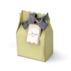 Box, Scalloped Gable Die / Suaje de Caja de Recuerdo Descontinuado Sizzix
