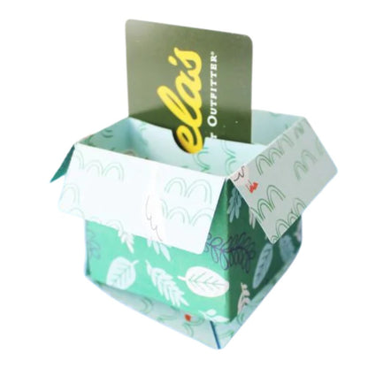 Pop up Gift Box Die  / Suaje de Caja de Regalo Explosiva Descontinuado We R Makers