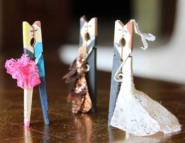 Small Spring Clothespins / Pinzas de Madera Chicas 24 pzas. Descontinuado Darice
