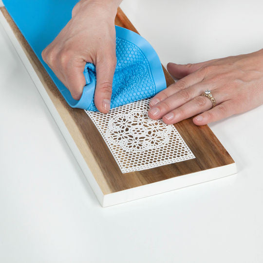 Doily Confectioner&