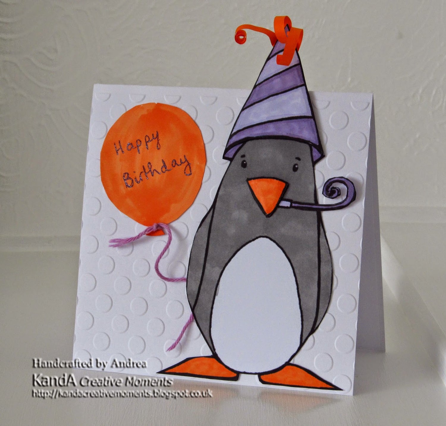 Embossalicious Grande Dots 8" x 8" / Folder de Grabado Grande Puntos Descontinuado Crafter&