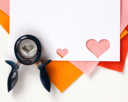 Heart Large Easy Squeeze Punch / Perforadora Corazón Grande Descontinuado Fiskars