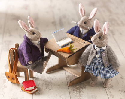 How To Sew Little Felt Animals Book / Libro Como Coser Pequeños Animales de Fieltro Libros Search Press