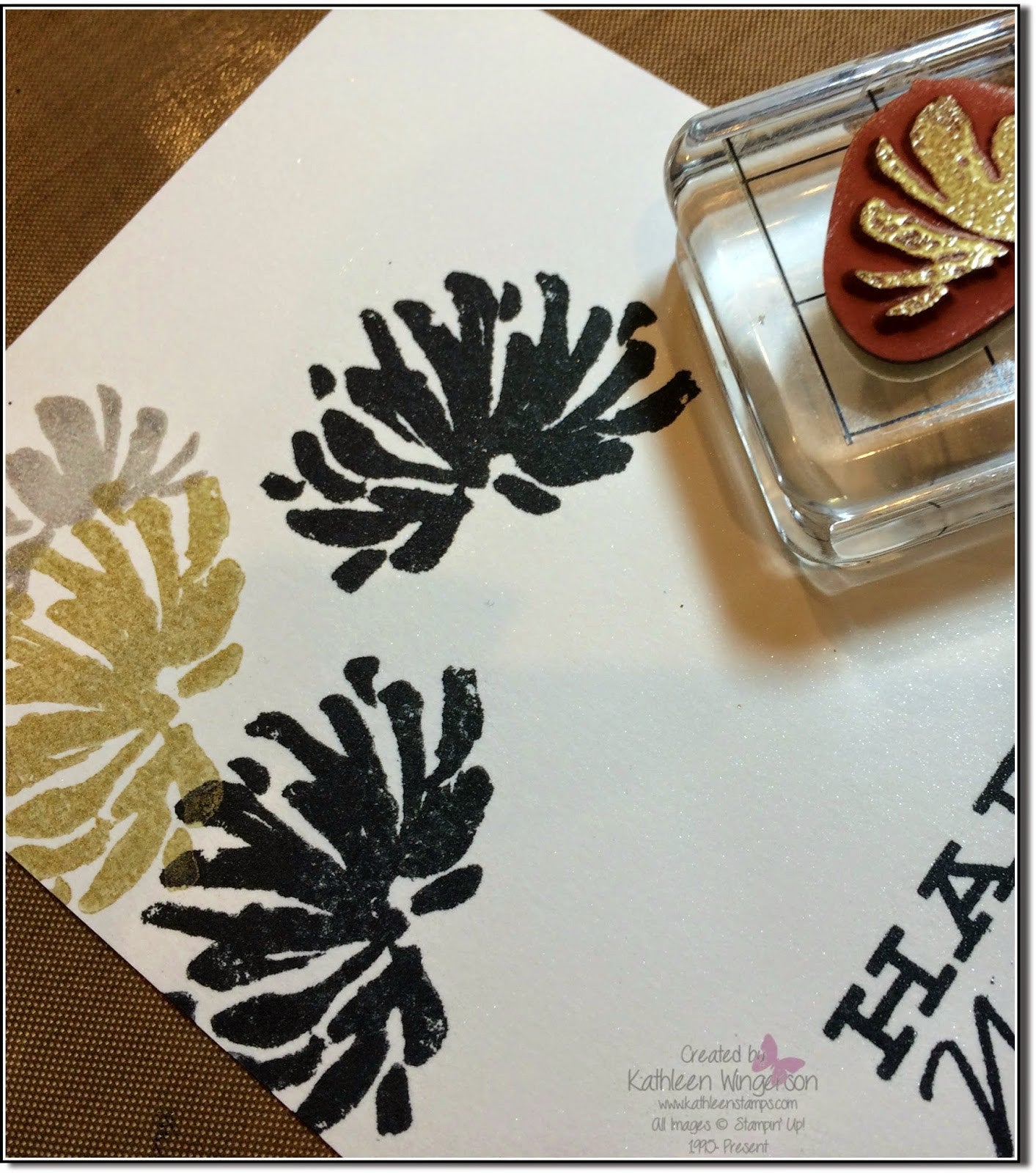 Metallic Gold Ink It Up / Cojín de Tinta para Sellos Oro Metalizado Descontinuado Darice