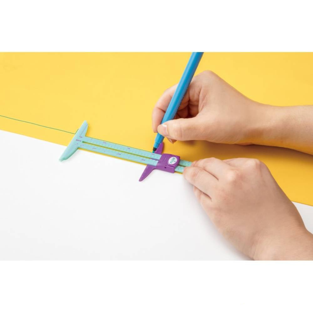 Sliding Gauge / Regla Deslizable 5 en 1 Costura Clover