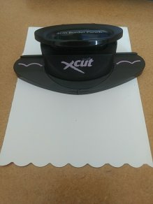 Border Punch Scallop / Perforadora de Borde Escalopado Descontinuado XCut