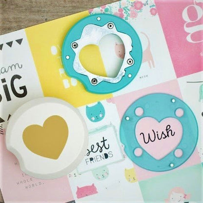 Clear Cut Punch 2" Heart / Perforadora de Corazones de 5.08 cm Descontinuado We R Memory Keepers