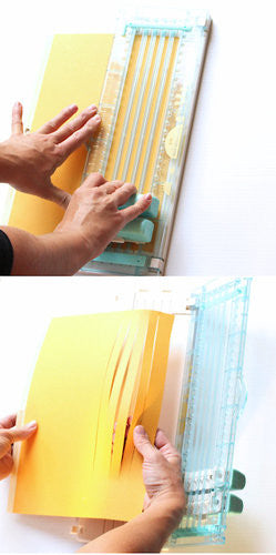 Fringe &amp; Score Board / Tabla para Hacer Flecos Y Pliegues Descontinuado We R Memory Keepers