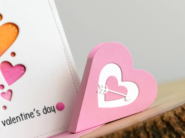 Heart Gift Box Die / Suaje de Caja de Corazon Descontinuado Memory Box