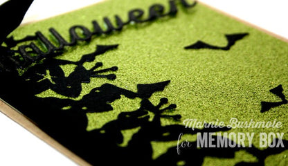 Stitched Halloween Circle Frame Die / Suaje de Marco de Halloween Dados de Corte / Suajes / Troqueles Memory Box