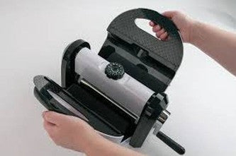 X Cut Die-cutting Machine Bundle / Máquina de Corte y Grabado con Suaje y Folder de Regalo Descontinuado Docrafts
