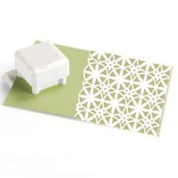 All Over the Page Daisy Window Pattern / Perforadora Diseño de Ventana Margarita Descontinuado Martha Stewart