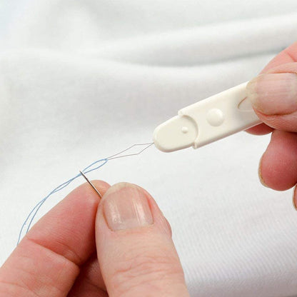 Double Needle Threader / Enhebrador Doble de Agujas Costura clover