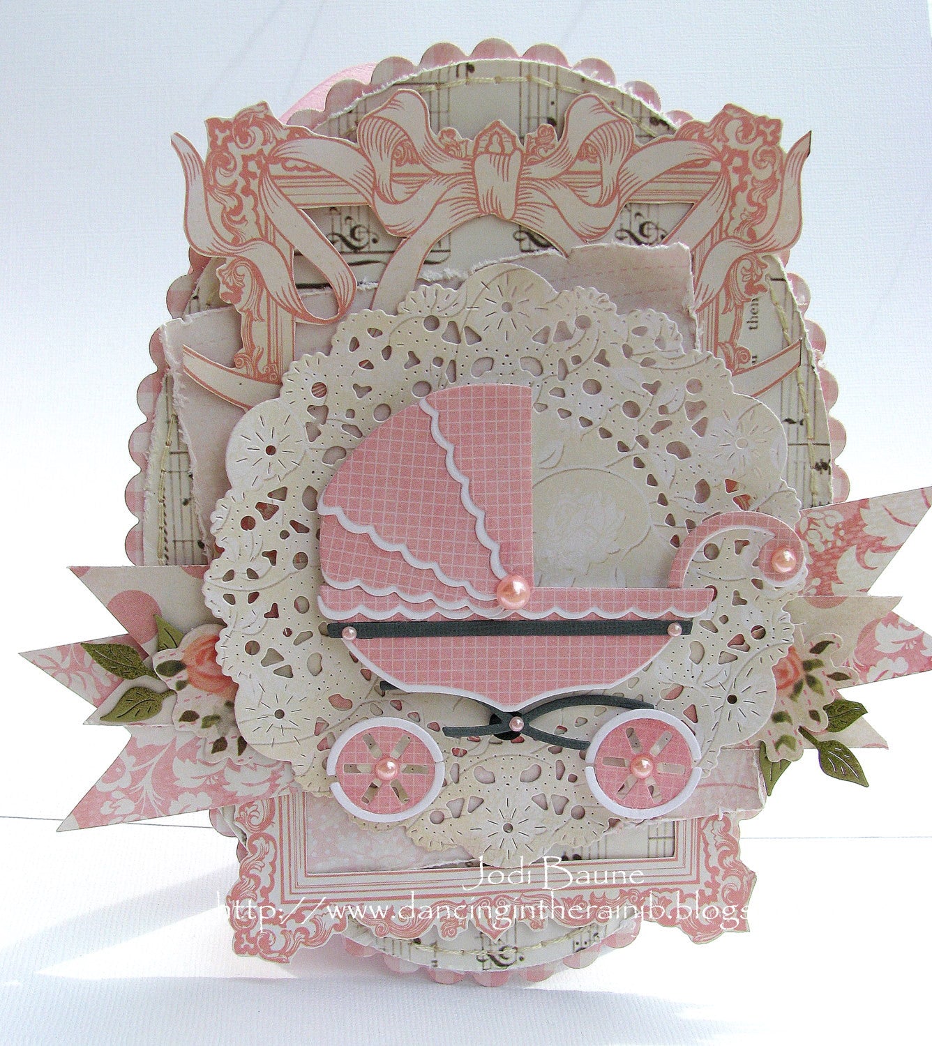 Baby Carriage Die / Suaje de Corte de Carriola Descontinuado Cheery Lynn Designs