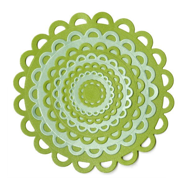 Nesting Lace Circles Dies / Suaje de Corte de Circulo Escalopado Descontinuado We R Memory Keepers