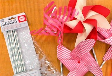 Pinwheel Attachments Green / Popotes Verdes y Accesorios para Molinos Descontinuado We R Memory Keepers
