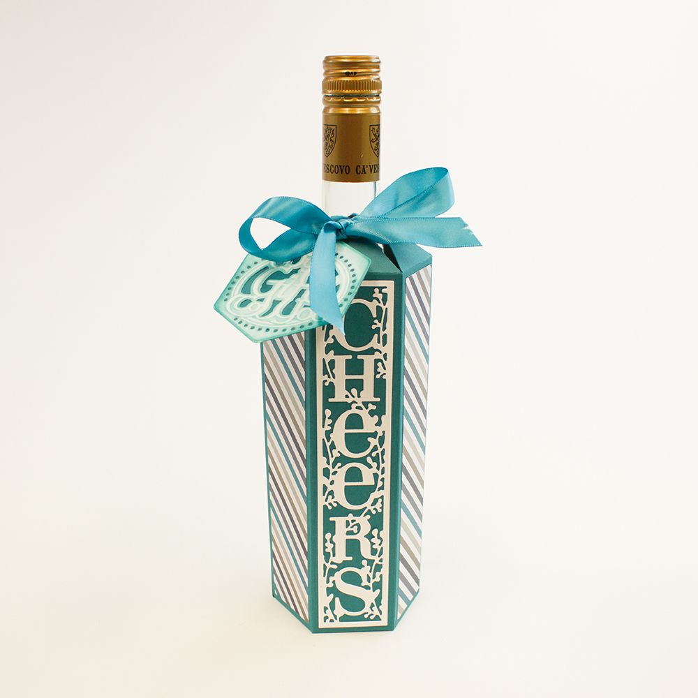 Bottle Wrap Die / Suaje de Envoltura de Botellas Descontinuado Tonic Studios