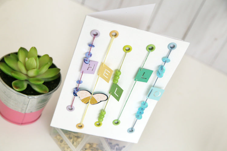 Pastel Eyelets With Storage Case / Ojillos Colores Pastel con Estuche Descontinuado We R Memory Keepers
