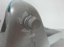 Evolution Advanced Machine with Motor / Máquina Suajadora Evoution Manual y Eléctrica Descontinuado We R Memory Keepers