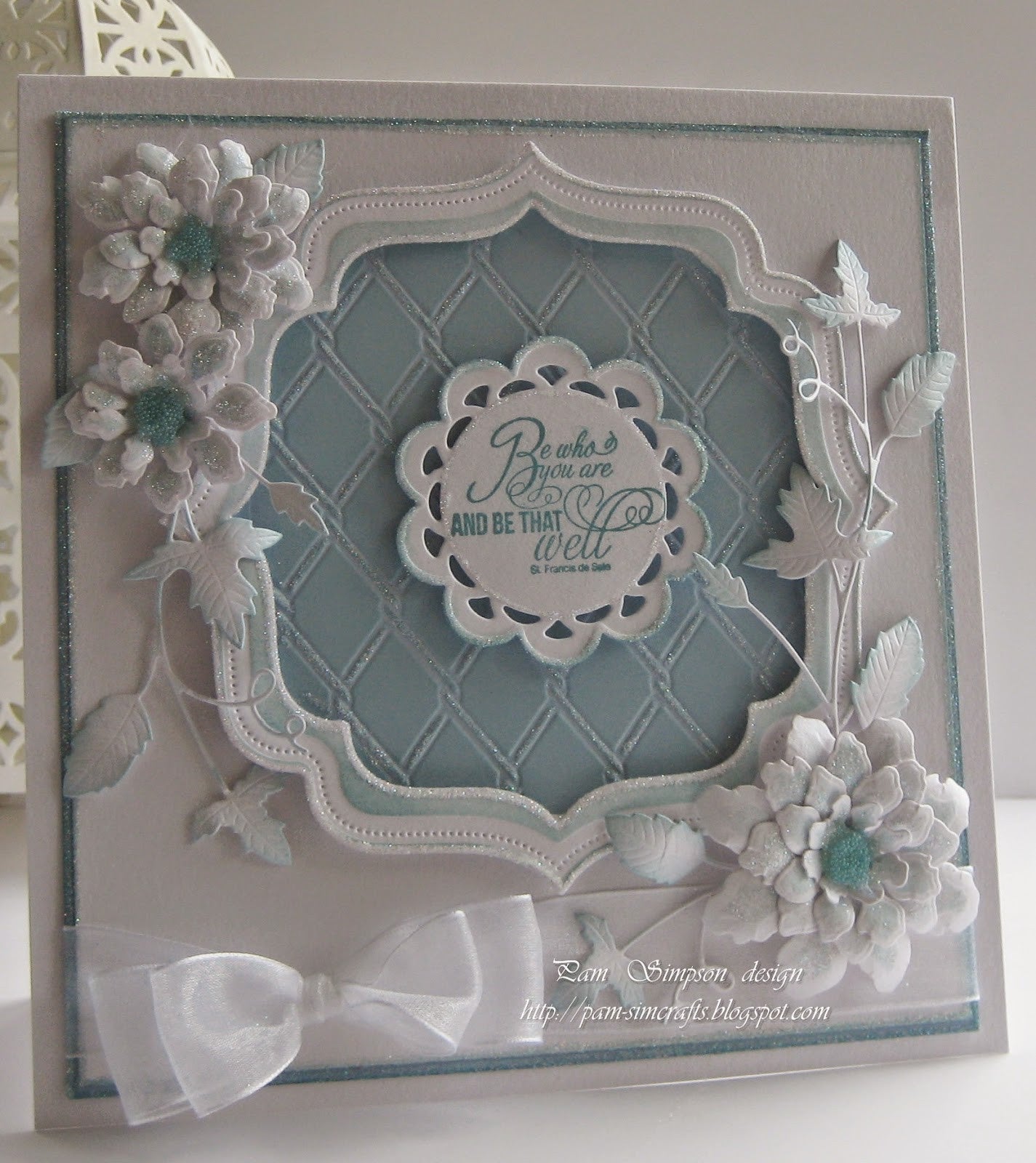 Suaje de Etiquetas / Labels Dados de Corte / Suajes / Troqueles Little B